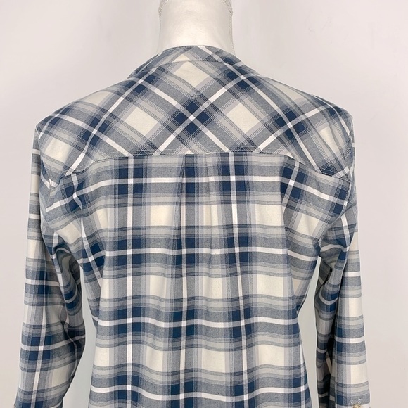 Mountain Hardware Women’s Blue, Gray, White Plaid Long Sleeve Shirt. Size Small. - Picture 7 of 13